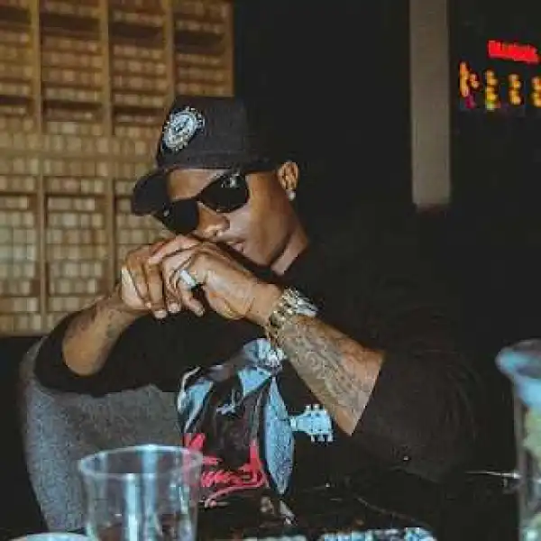 Wizkid announces he